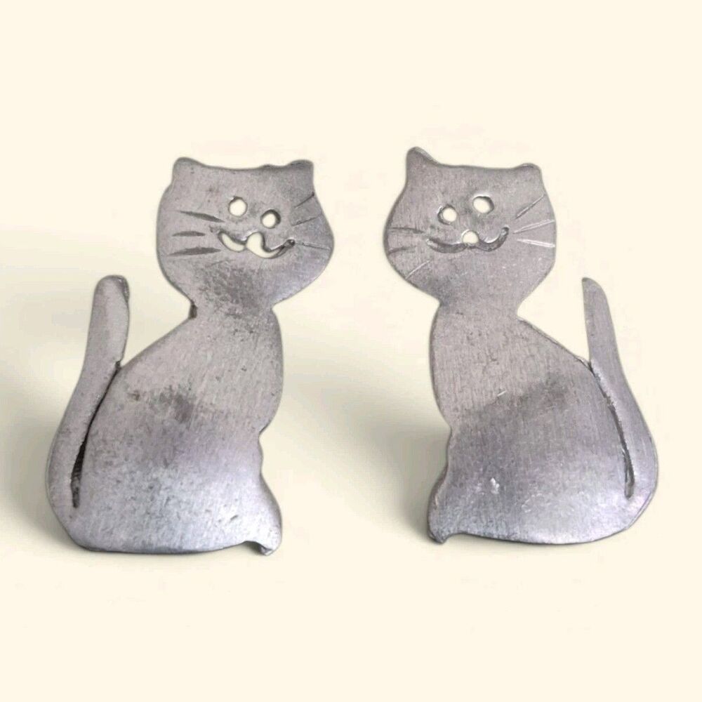 Vintage Kitty Cat Earrings Pierced Stud Pewter Whimsical